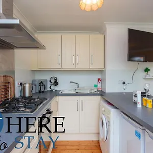 Lovely By The Hillwood Park-free Parking , Edinburgh United Kingdom